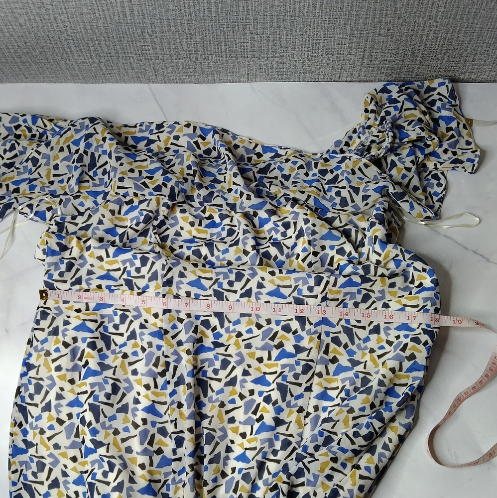 AND Long Dresse - Picture 4 of 4